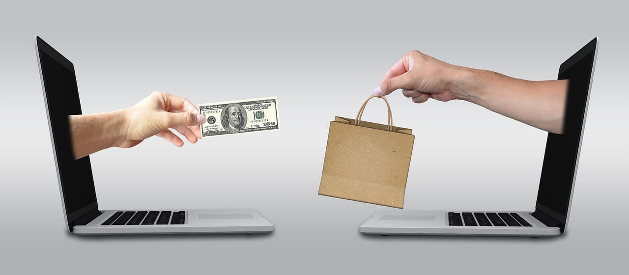 How Content Creators Can Save Money Using an Ecommerce Subscription